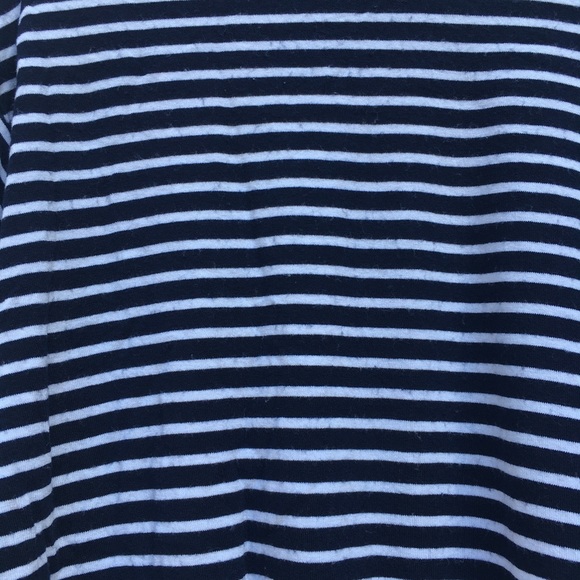 Brandy Melville cropped tee. - Picture 3 of 5